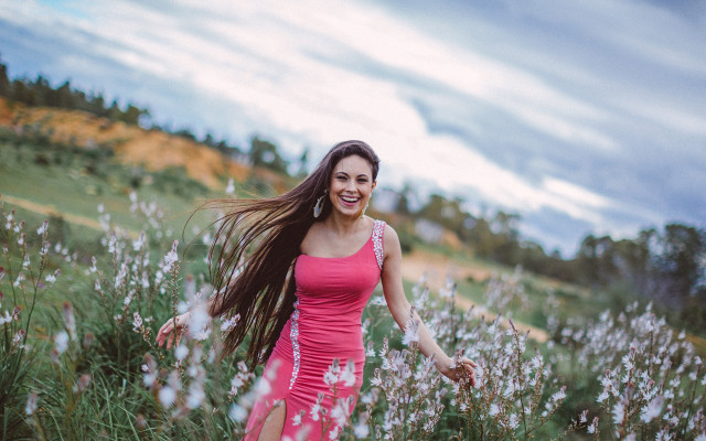 Pink dress woman flower field #3 free wallpaper for desktop - medium preview image