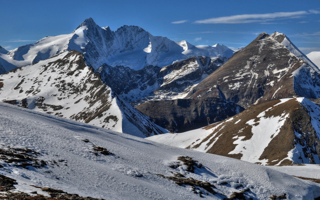 Snowy mountain range panoramic blue free wallpaper for desktop - medium preview image