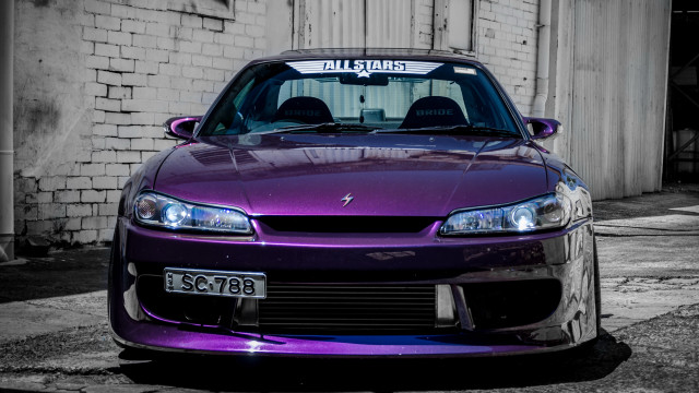 Purple car brick building sign free wallpaper for desktop - medium preview image