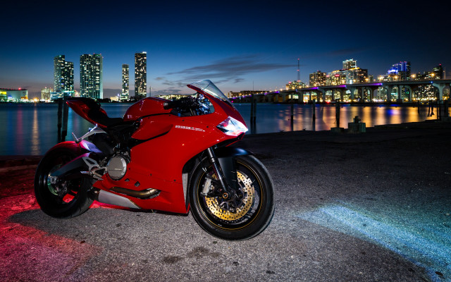 Red motorcycle night cityscape reflection free wallpaper for desktop - medium preview image