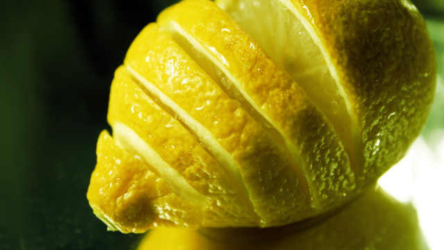 Lemon slice closeup whole background free wallpaper for desktop - medium preview image