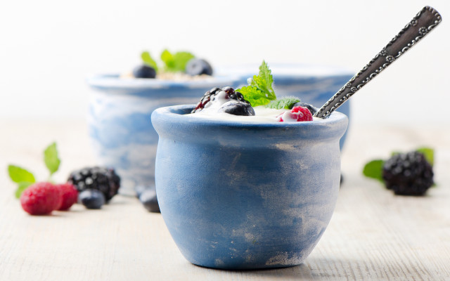 Blueberry bowl mint berries food free wallpaper for desktop - medium preview image