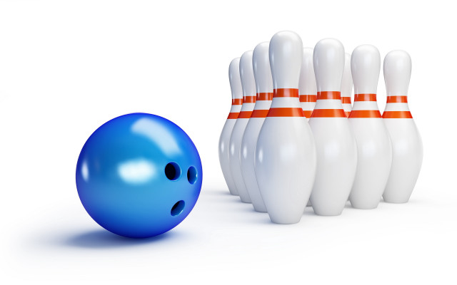 Bowling ball and pins white free wallpaper for desktop - medium preview image