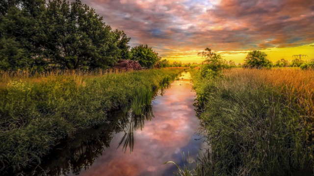 River green field cloudy sky #4 free wallpaper for desktop - medium preview image