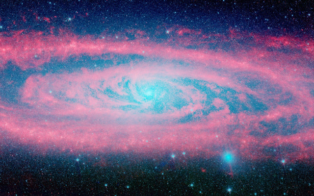 Spiral galaxy blue center stars #7 free wallpaper for desktop - medium preview image
