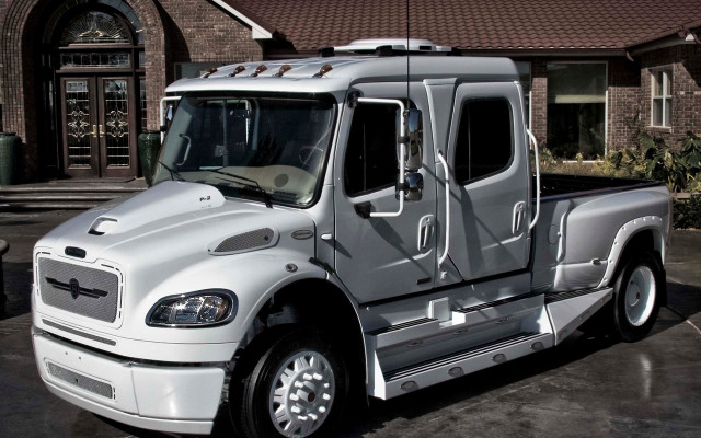 White truck red roof brick free wallpaper for desktop - medium preview image