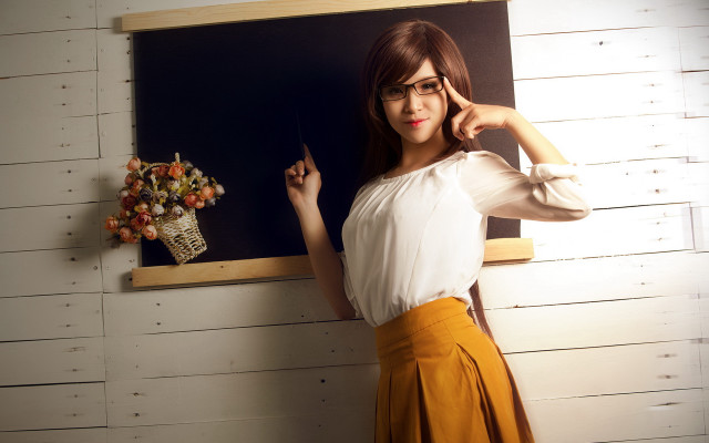 Woman white shirt yellow skirt free wallpaper for desktop - medium preview image