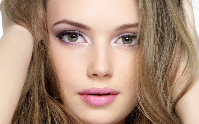 Woman longhair pinklips closeup realistic free wallpaper for desktop - medium preview image