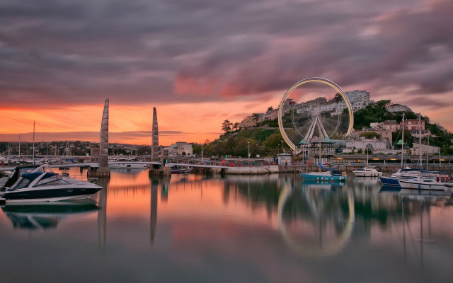 Marina boats ferriswheel sunset clouds free wallpaper for desktop - medium preview image