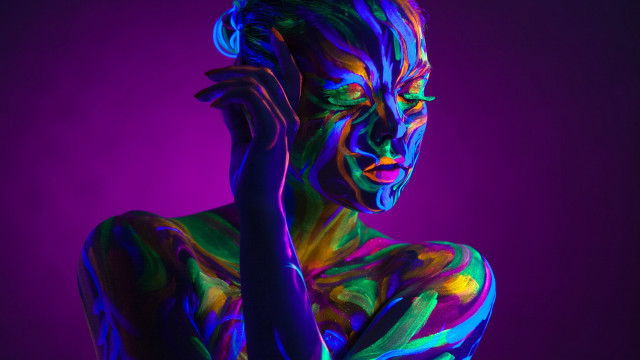 Neon bodypaint woman cellphone fauvism free wallpaper for desktop - medium preview image