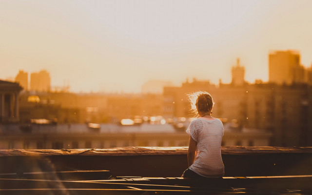 Woman cityscape sunset bridge blonde free wallpaper for desktop - medium preview image