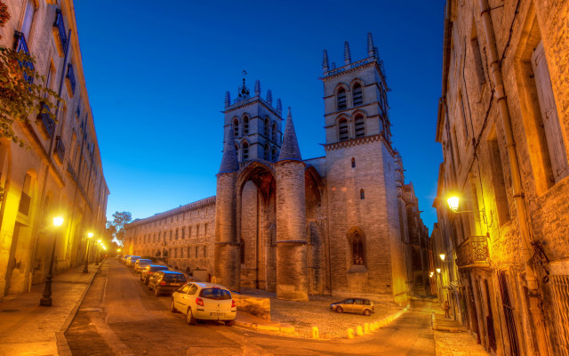 Romanesque street night cityscape tilt free wallpaper for desktop - medium preview image