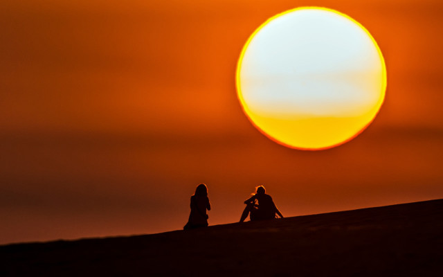 Hill sunset silhouette microscopic children free wallpaper for desktop - medium preview image