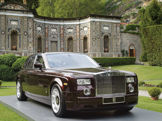 Rolls royce building garden driveway free wallpaper for desktop - medium preview image