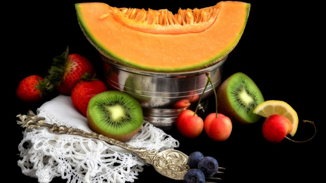 Fruit bowl kiwi strawberries cherries free wallpaper for desktop - medium preview image