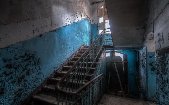Ruined stairs blue walls peeling free wallpaper for desktop - medium preview image