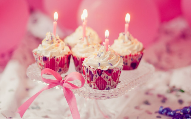 Cupcakes candles pink balloons ribbon free wallpaper for desktop - medium preview image