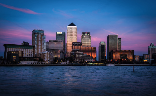 City skyline water dusk purple #2 free wallpaper for desktop - medium preview image