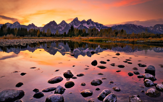 Mountain reflection lake sunset rocks free wallpaper for desktop - medium preview image