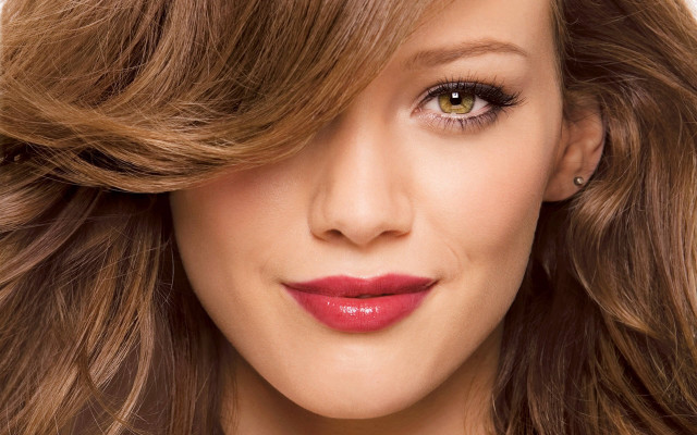 Woman longhair redlipstick realisticface constanceanneparker free wallpaper for desktop - medium preview image