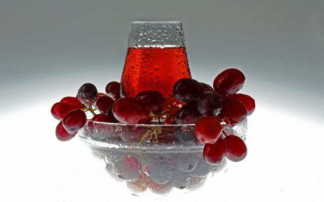 Glass bowl grapes bottle still free wallpaper for desktop - medium preview image