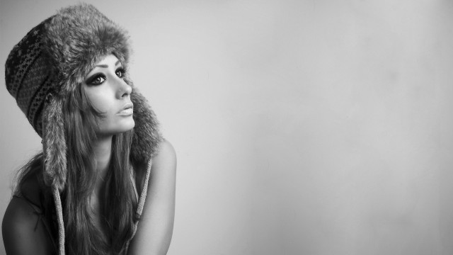 Woman hat scarf shoulder fashion free wallpaper for desktop - medium preview image