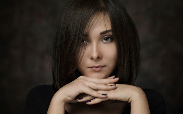 Elina karimova portrait bangs brown #2 free wallpaper for desktop - medium preview image