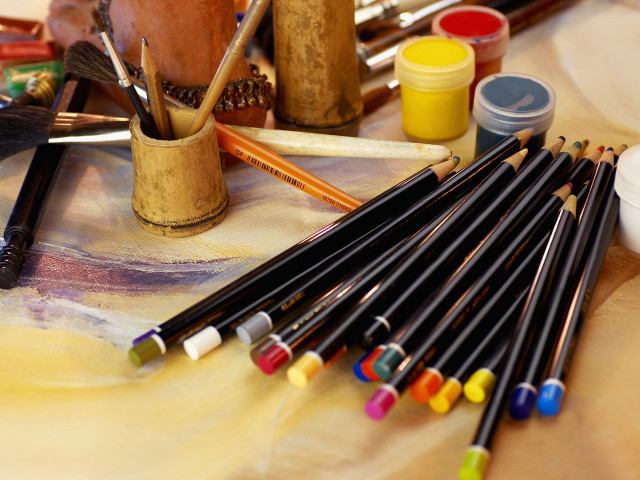 Paint brushes art supplies vase free wallpaper for desktop - medium preview image