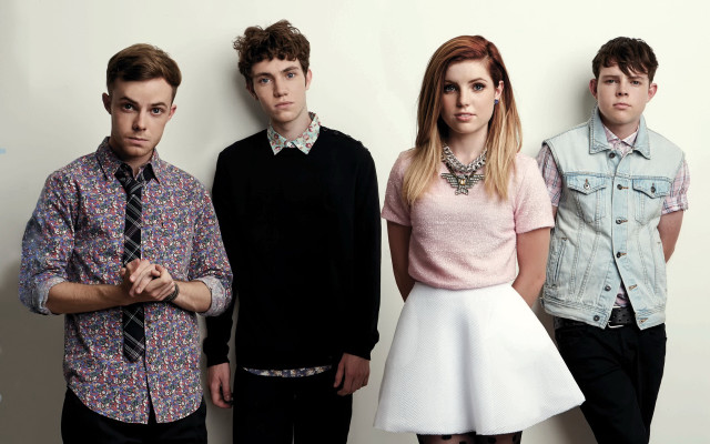 Group people wall pink shirt free wallpaper for desktop - medium preview image