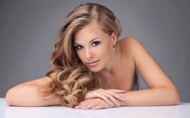 Beautiful woman long hair posing free wallpaper for desktop - medium preview image