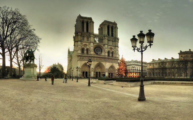 Cathedral clocktower statue gothic architecture free wallpaper for desktop - medium preview image