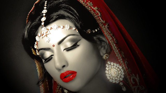 Woman red lip veil headpiece free wallpaper for desktop - medium preview image