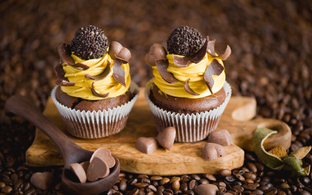 Cupcakes chocolate yellow frosting coffee free wallpaper for desktop - medium preview image
