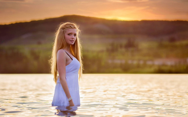 Woman water sunset blonde dress free wallpaper for desktop - medium preview image