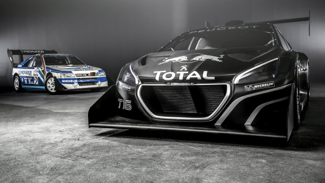 Futuristic blue car digital rendering free wallpaper for desktop - medium preview image