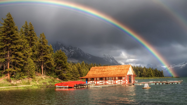 Rainbow reflection lake boat house free wallpaper for desktop - medium preview image