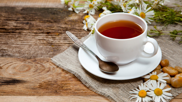 Tea daisies spoon saucer flower free wallpaper for desktop - medium preview image