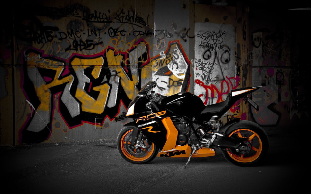 Motorcycle graffiti wall photorealism helmet free wallpaper for desktop - medium preview image