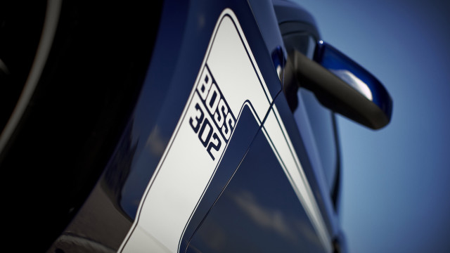 Blue car arrow cobra promotional free wallpaper for desktop - medium preview image