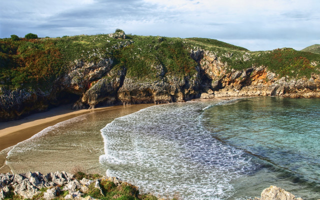 Beach cliff water boat mountain free wallpaper for desktop - medium preview image