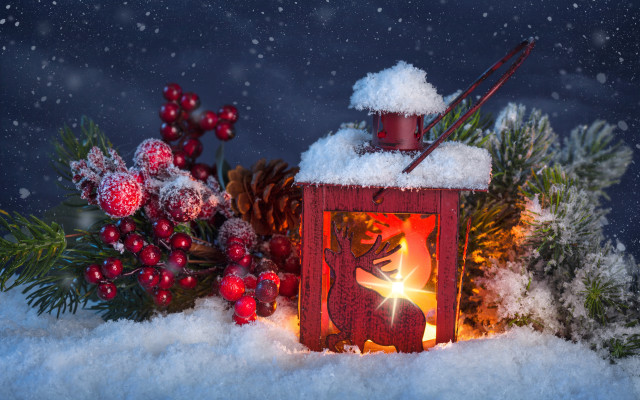 Lantern deer snow christmas folk free wallpaper for desktop - medium preview image