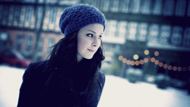 Woman blue hat coat snow free wallpaper for desktop - medium preview image
