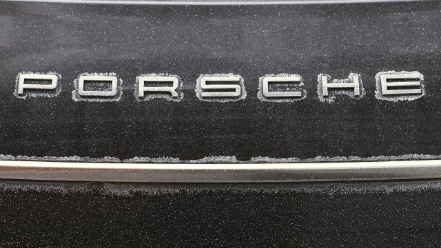 Porsche grill 1970s aurora moon free wallpaper for desktop - medium preview image