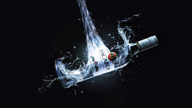 Vodka floating water splash cigarette free wallpaper for desktop - medium preview image