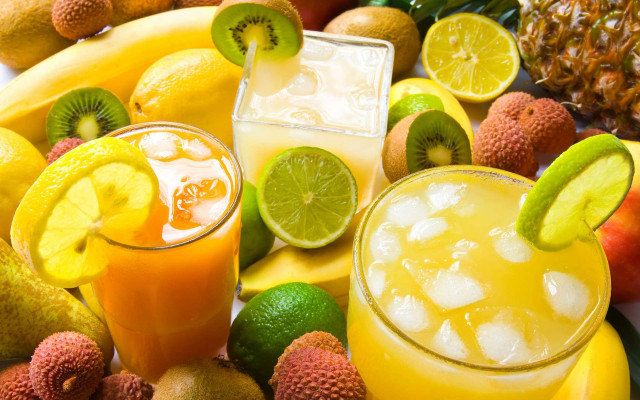 Table fruit drinks pile juice free wallpaper for desktop - medium preview image