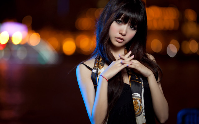 Chen lin night portrait blurry free wallpaper for desktop - medium preview image