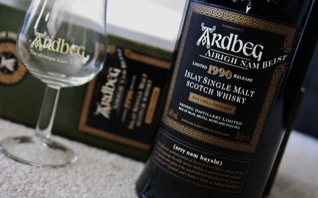 Wine bottle glass table box free wallpaper for desktop - medium preview image