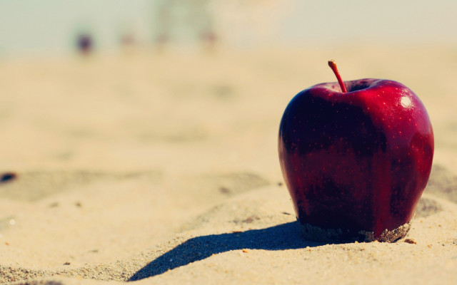 Red apple beach shadow sunset free wallpaper for desktop - medium preview image