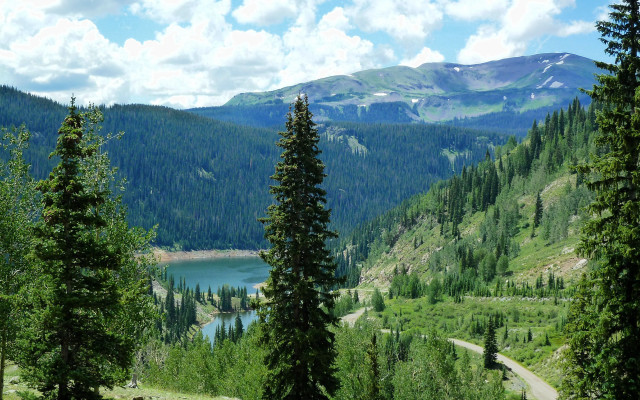 Mountain lake forest cloudy sky free wallpaper for desktop - medium preview image