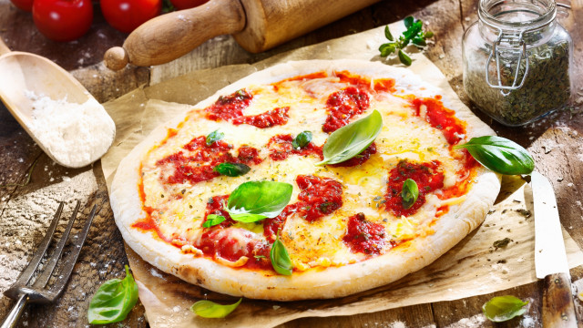 Pizza tomatoes basil wooden table #2 free wallpaper for desktop - medium preview image